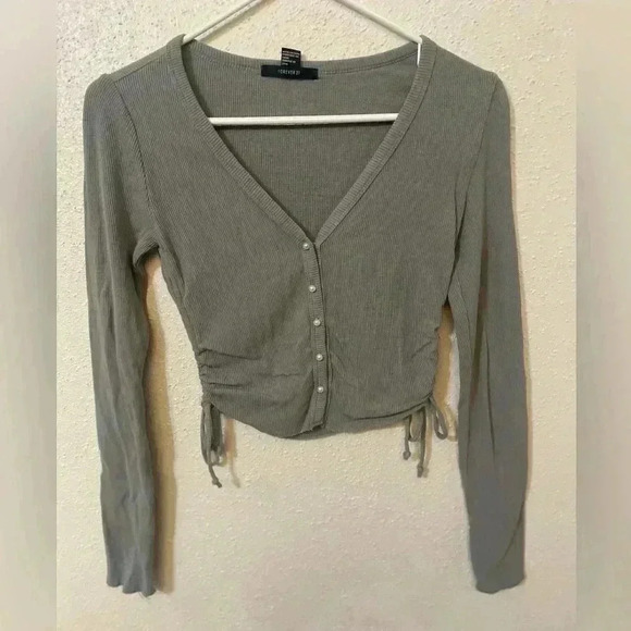FOREVER 21 Size S Long Sleeve Cropped Sweater - Picture 1 of 3